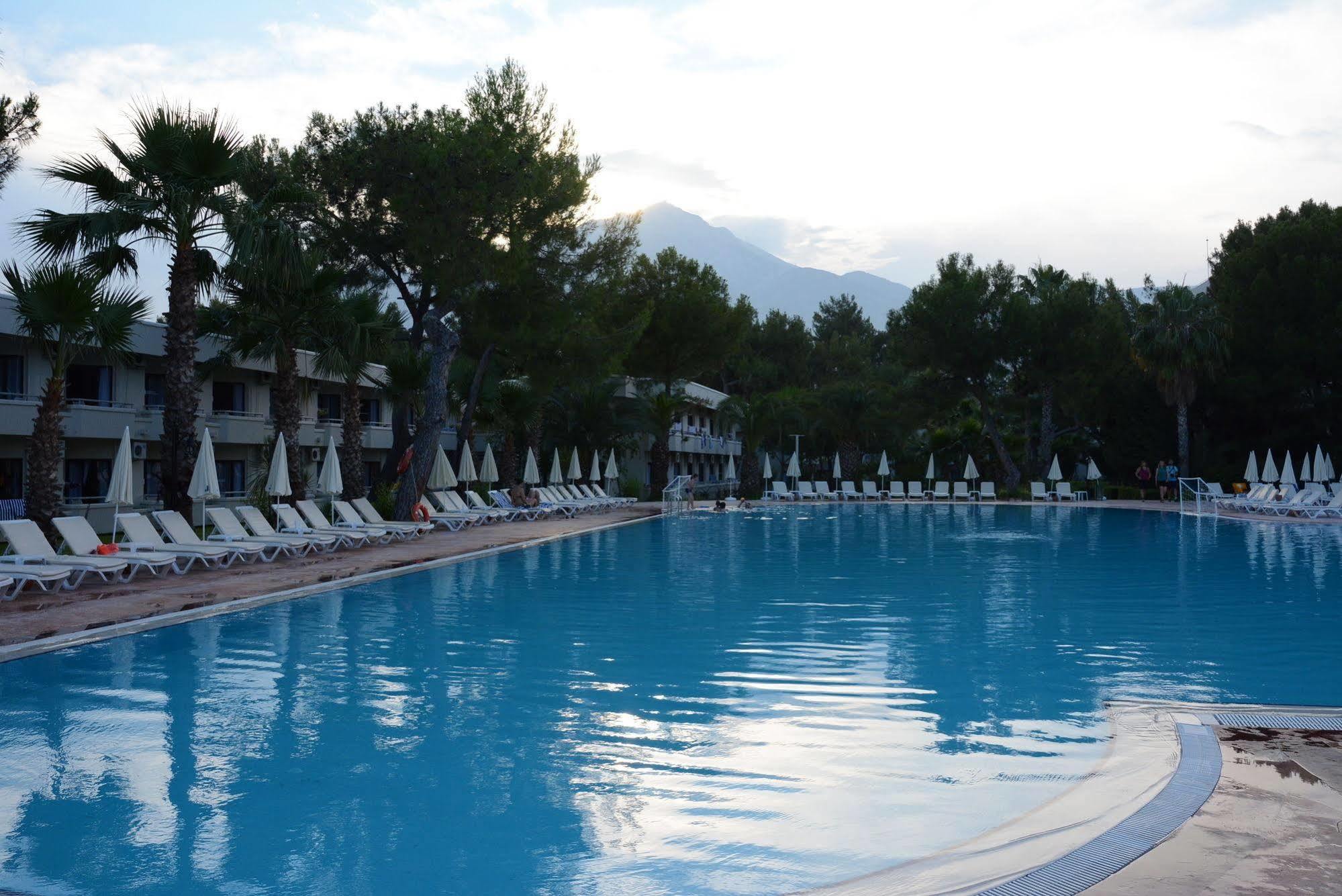 Hotel Fun And Sun Club Saphire Kemer Exterior foto